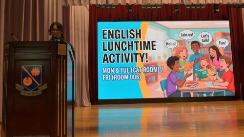 早會直擊：學生介紹午間英語活動